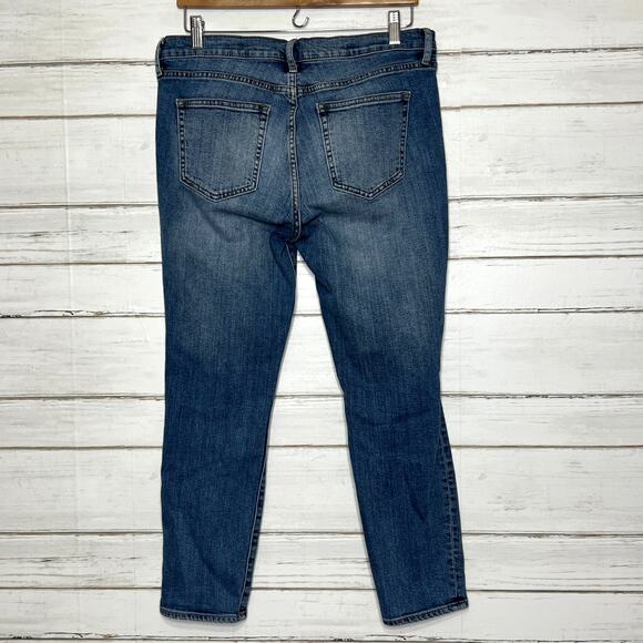 Gap Authentic True Skinny Jeans Distressed Denim Size 31 Short - Picture 2 of 10